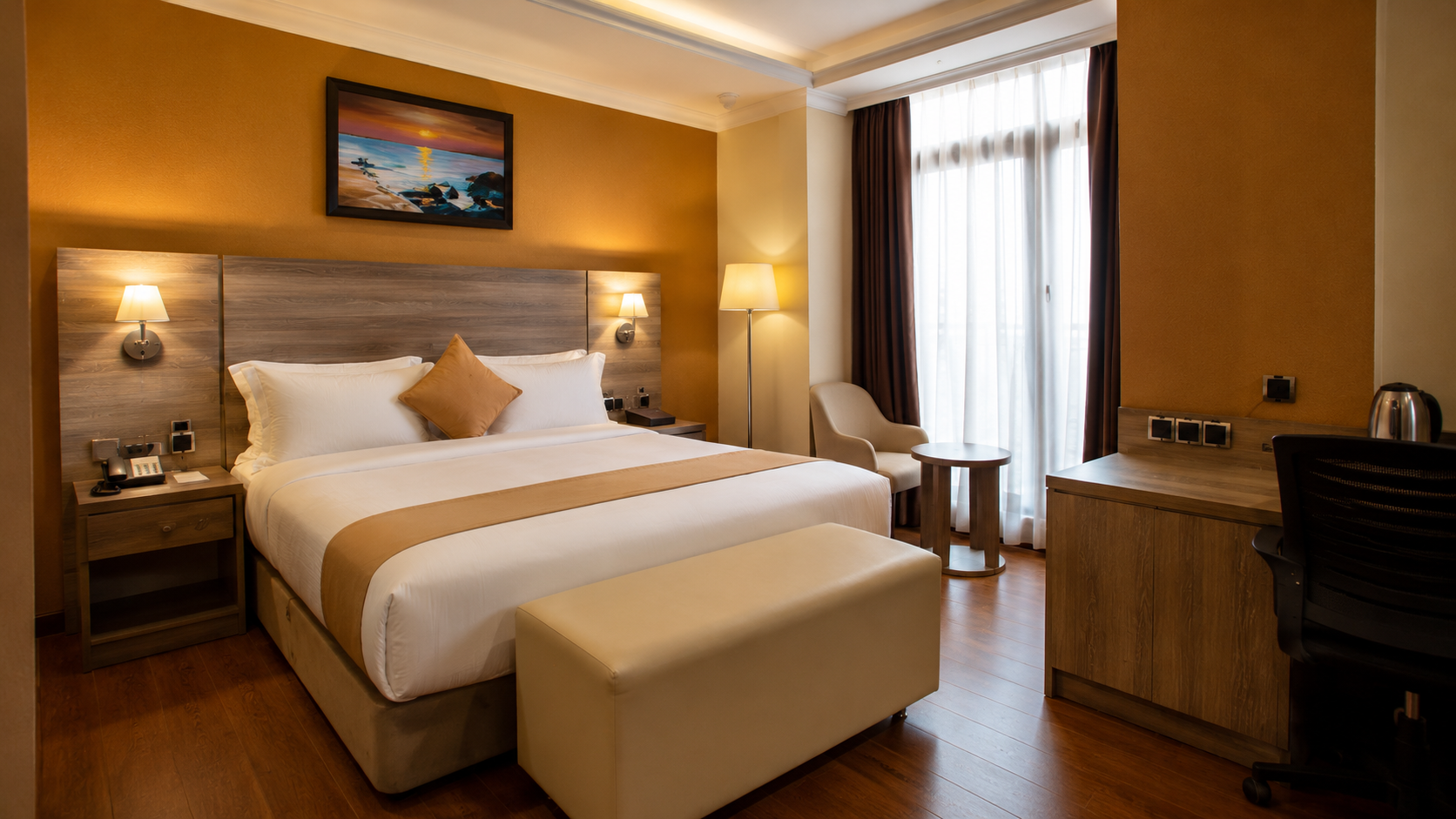 Deluxe Double at Holiday Hotel